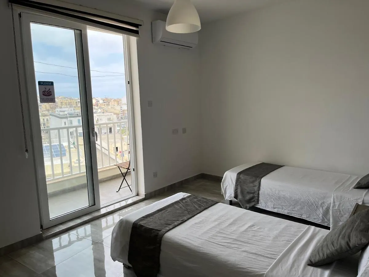 Homestay F10 Room 3, Private Room Two Single Beds Shared Bathroom In Shared Flat Msida Malta